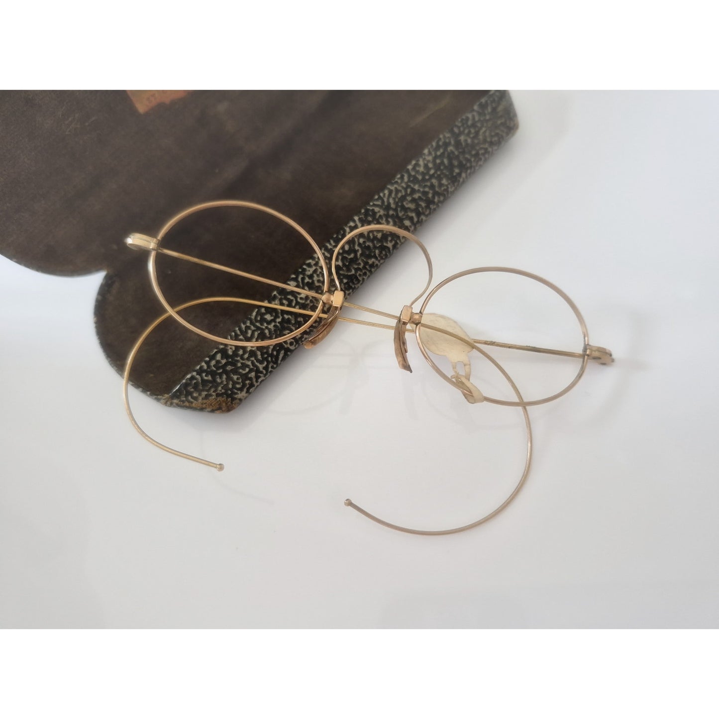 Antique Strobel Bros Spectacles Gold-Filled Thin Round Gold Frames