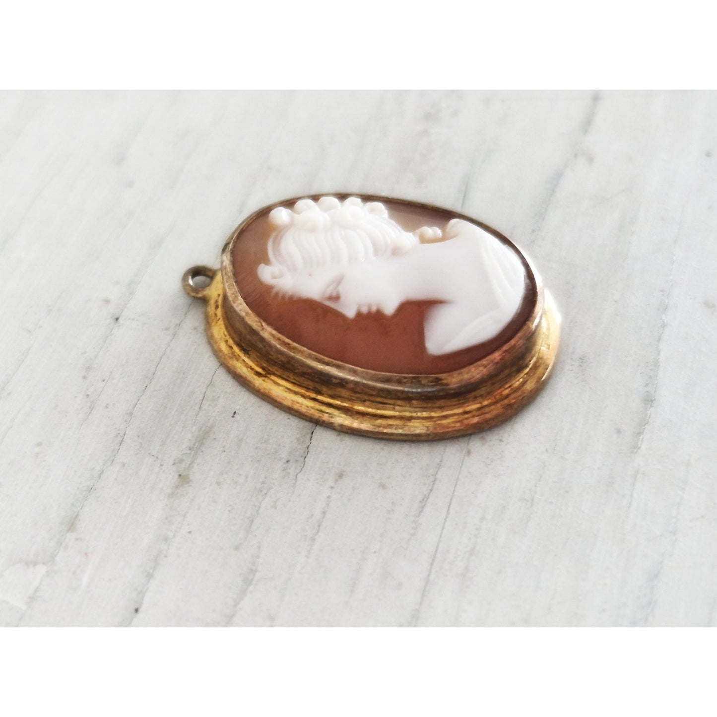 Vintage Victorian Lady Shell Cameo Gold-tone Pendant