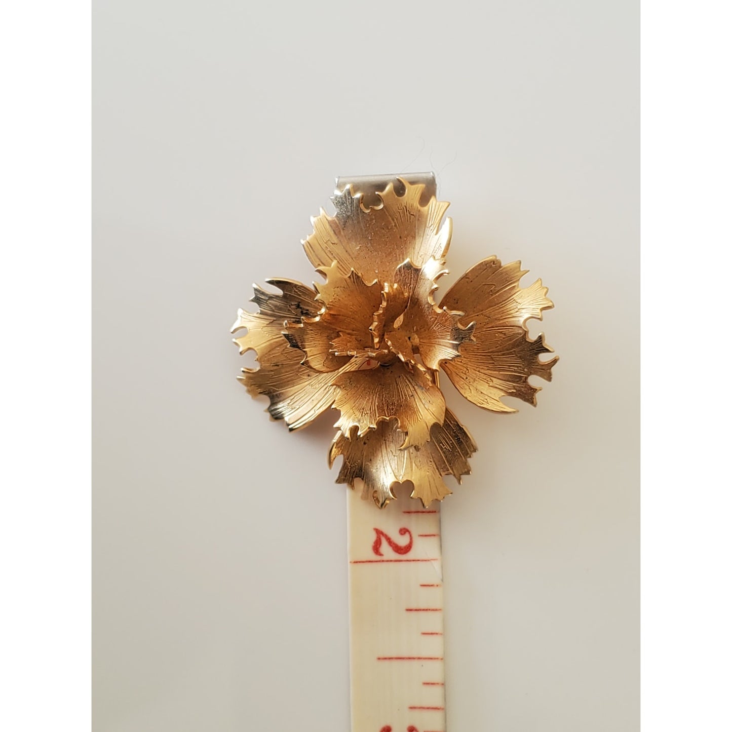 Vintage Goldtone Giovanni Flower Brooch