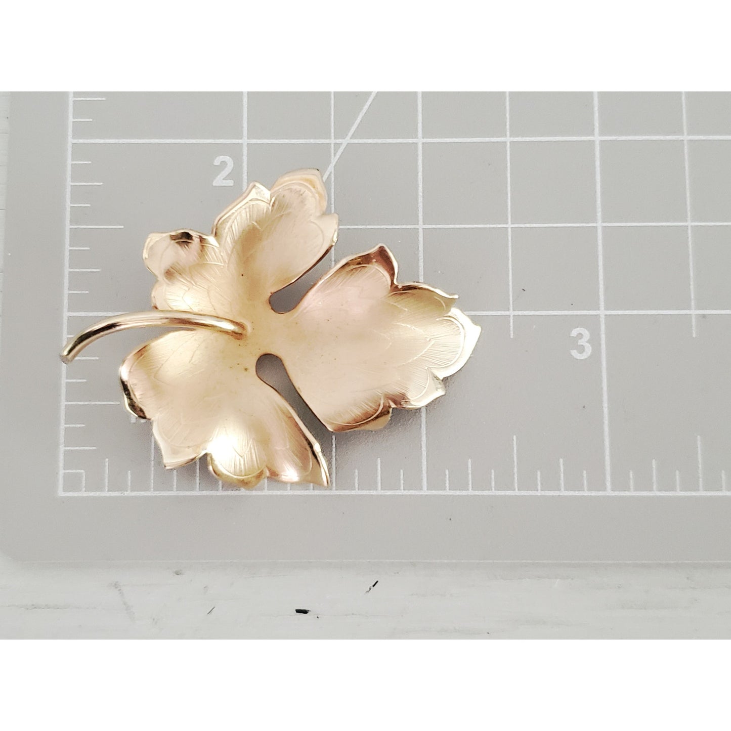 Vintage Giovanni Gold-tone Maple Leaf Brooch