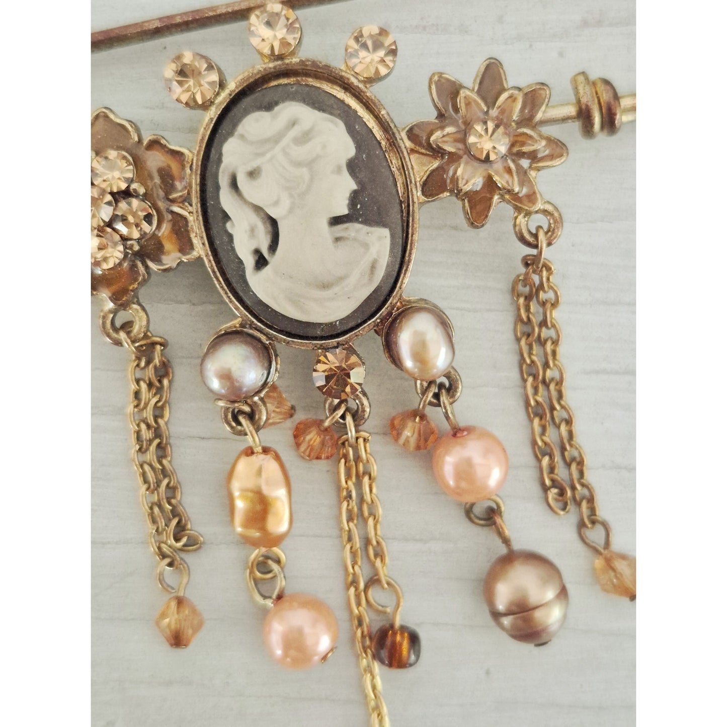 Vintage Style Cameo Faux Pearl Dangle Large Safety Pin Brooch