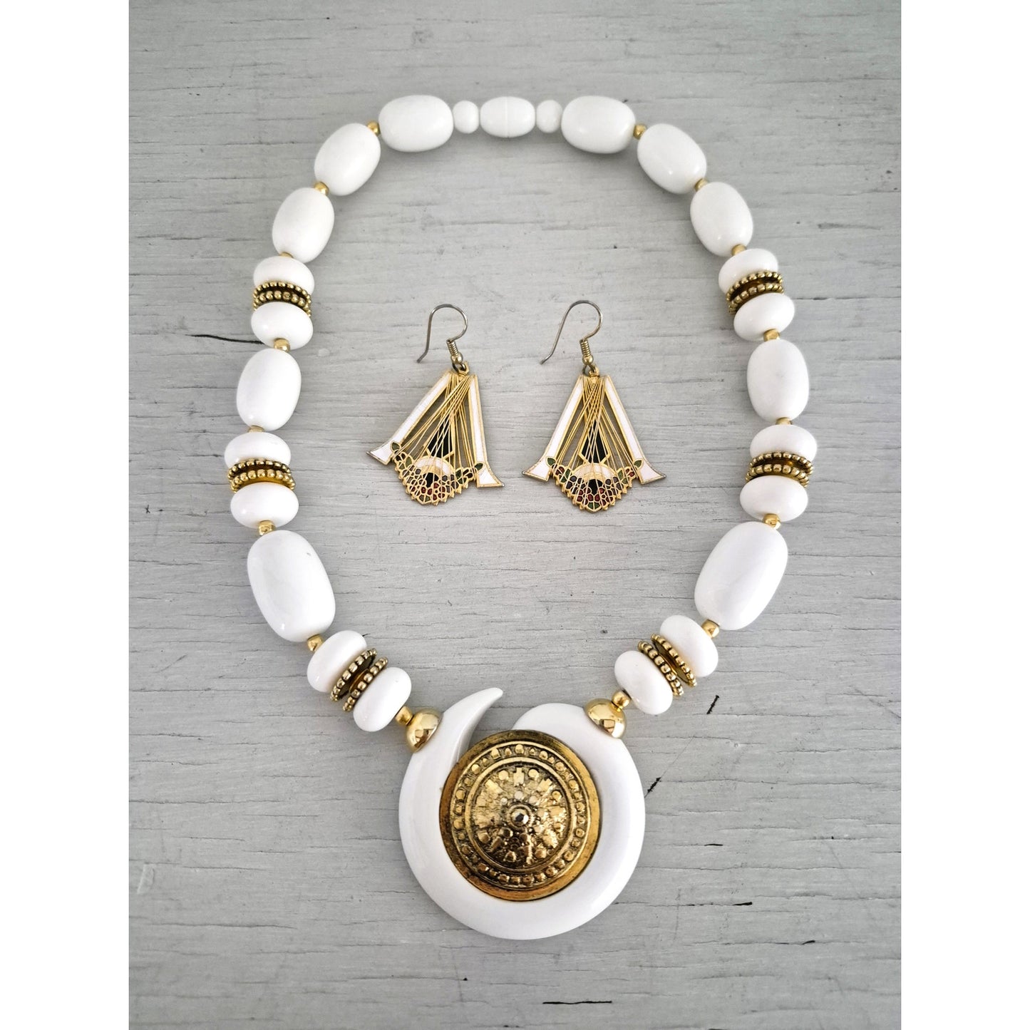 Vintage White and Gold Tone Beaded Necklace and Earring Set