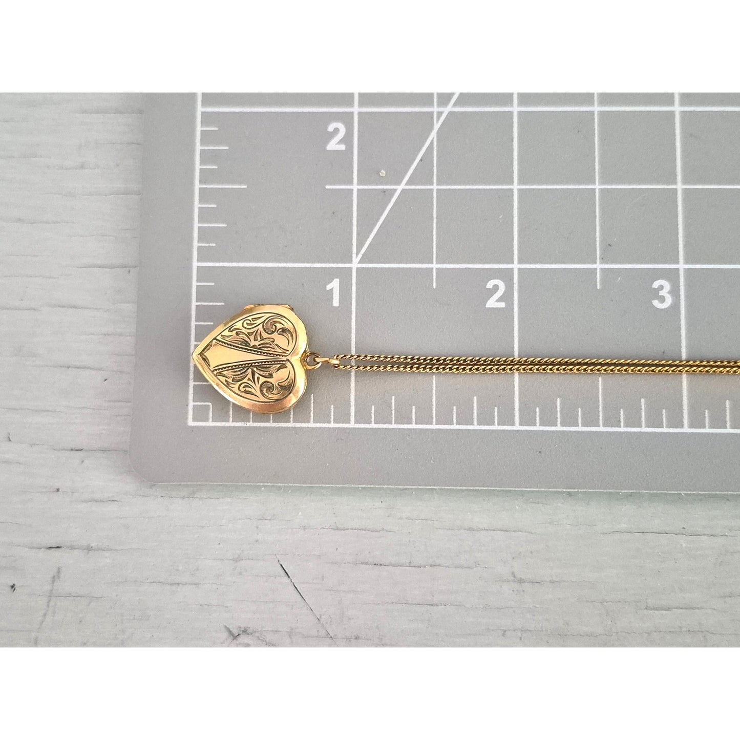 Vintage Victorian Scroll Etched Heart Locket Necklace