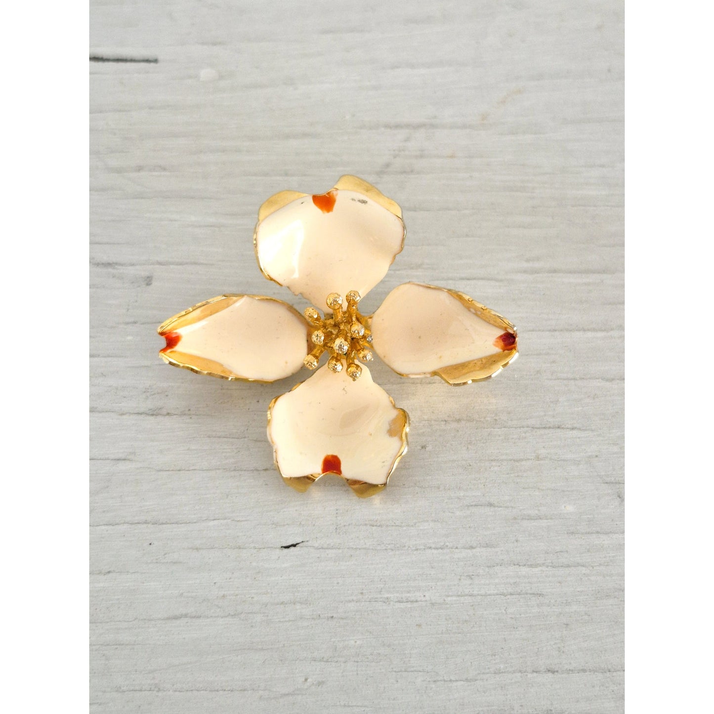 Vintage Cerrito 1985 Signed Gold-tone Dogwood Flower Brooch