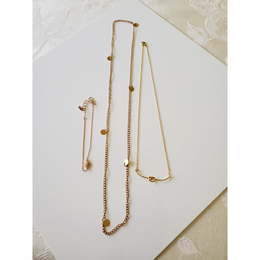 Vintage Lot of Gold Tone Necklaces and Bracelet