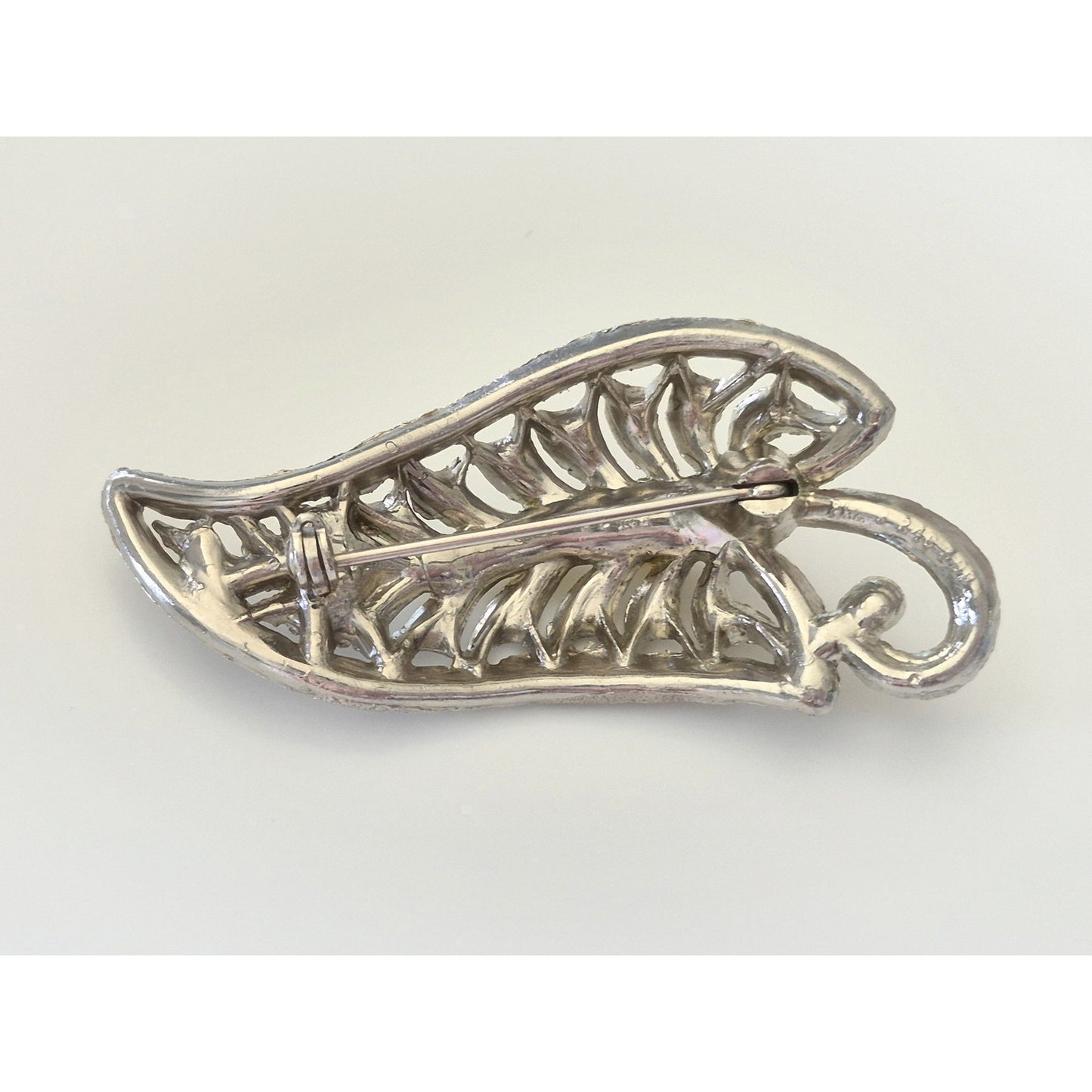 Vintage Pot Metal 1940s Silver and Faux Pearl Leaf Floral Brooch