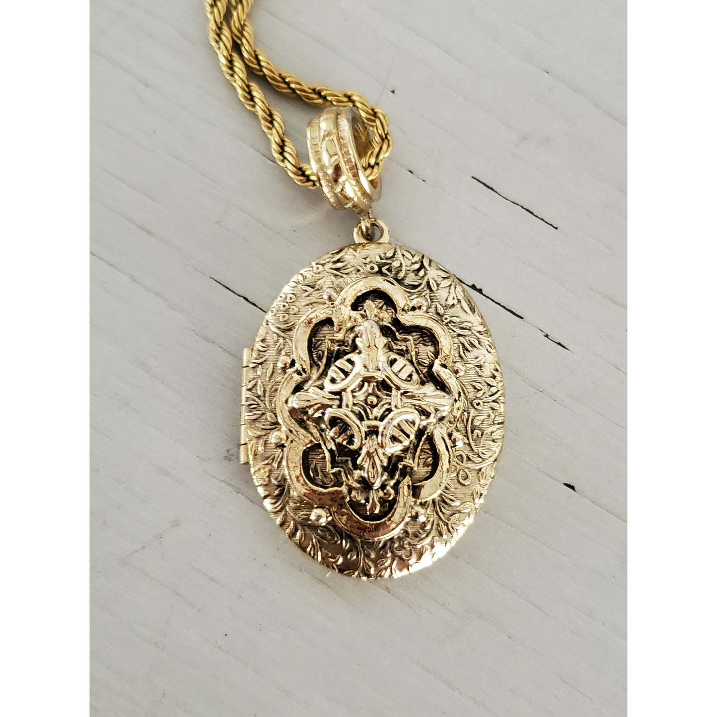 Vintage Victorian Double Sided Locket Necklace