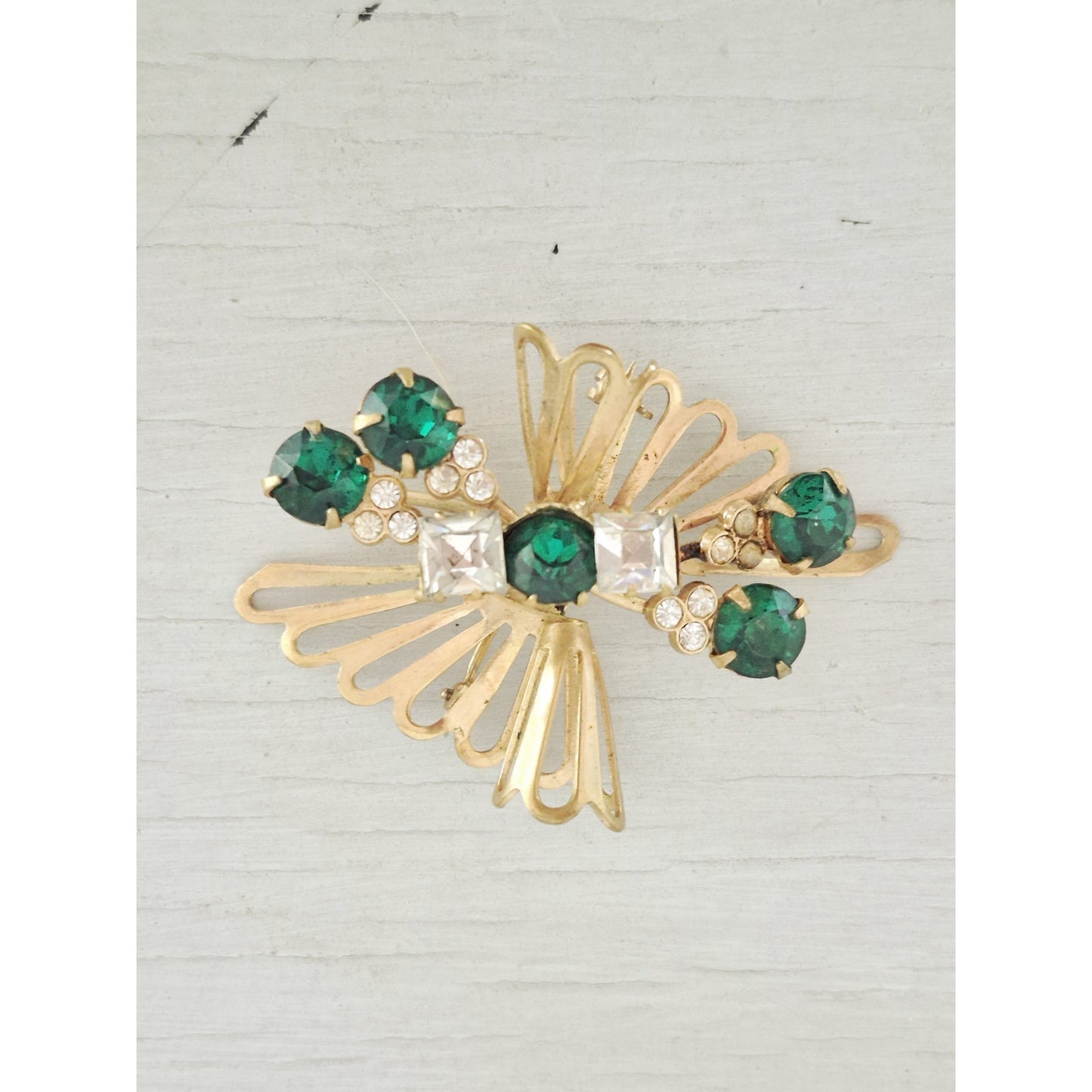 Vintage Emerald Green Rhinestone Gold-Tone Brooch
