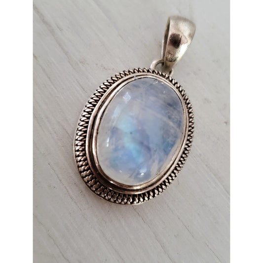 Vintage Sterling Silver Oval Moonstone Pendant