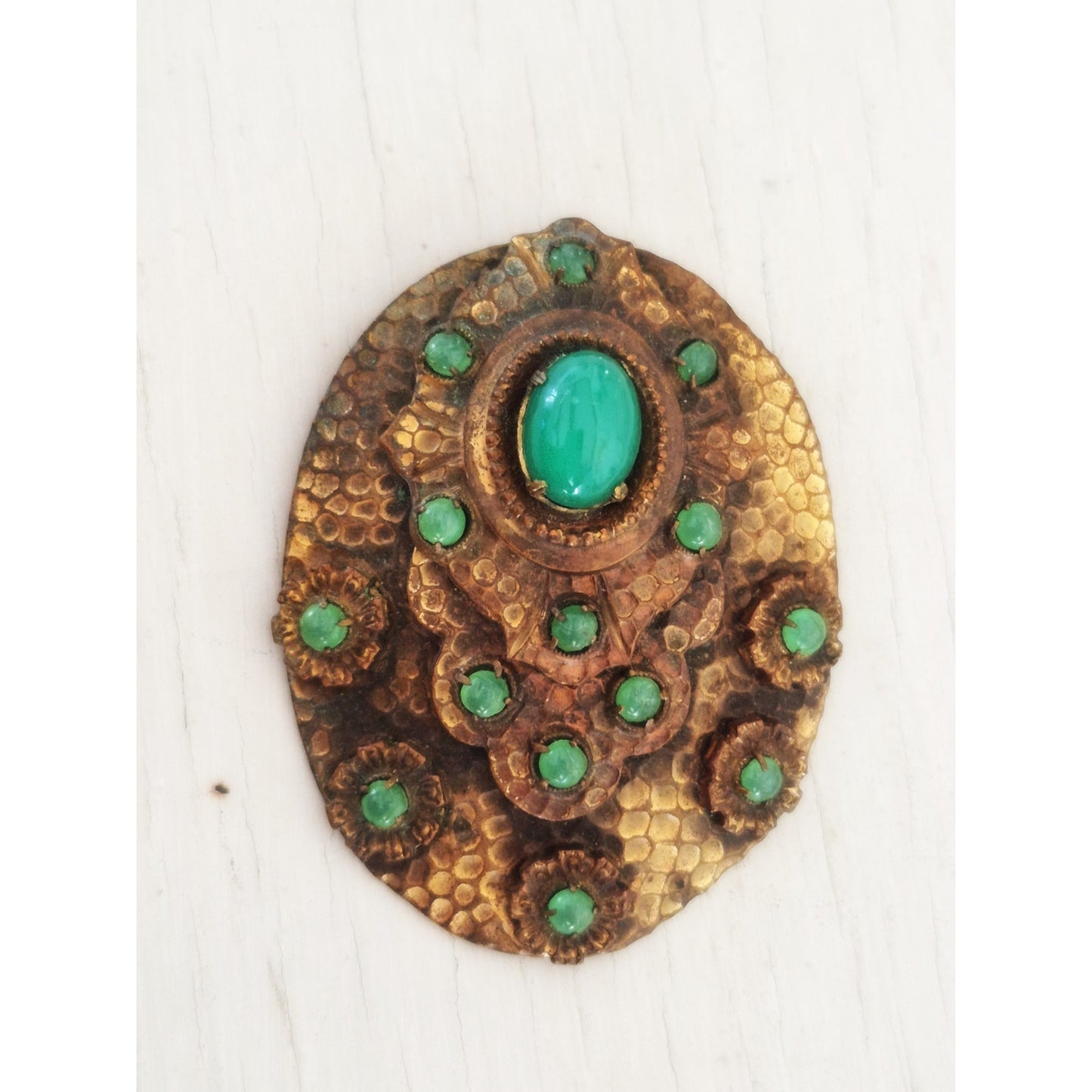 Antique Hammered Gold-tone Two-Layered Oval Jade Peking Glass Dress Clip