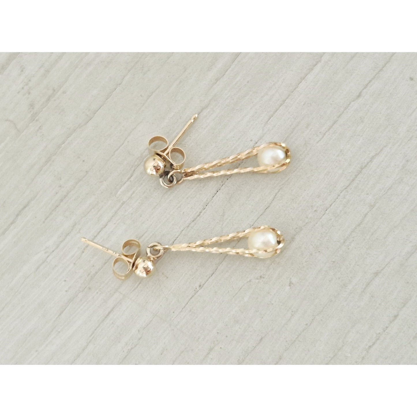 14K Gold Mini Cultured Pearl Dangle Earrings