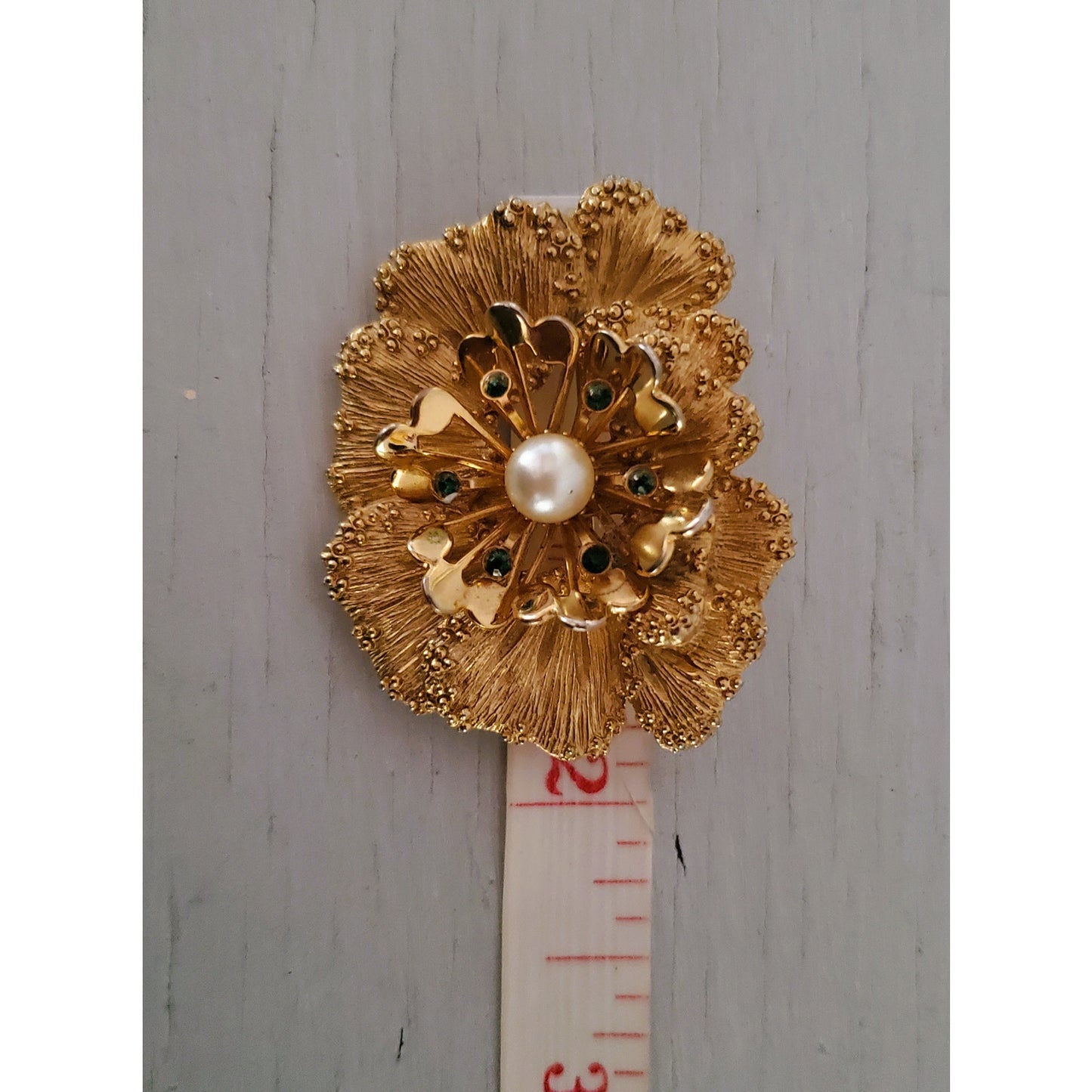 Vintage Sarah Coventry Gold-tone Floral Faux Pearl Brooch