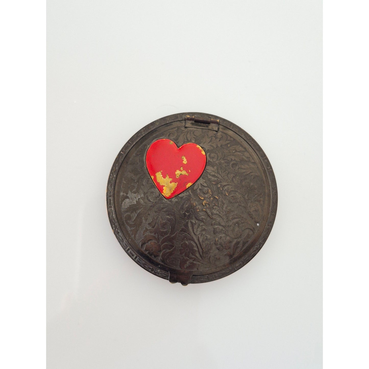 Vintage Antique Flaming Heart Madame Suzanne Boston Silver Compact