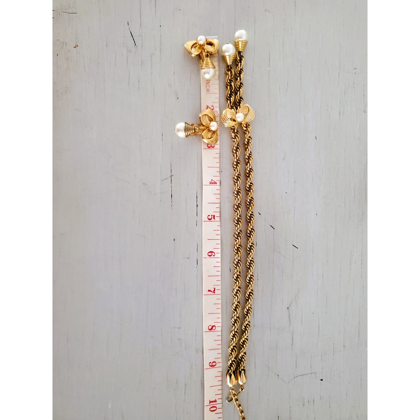 Vintage Mid-Century Bow-Tie Lariat Chain Necklace and Earring Set