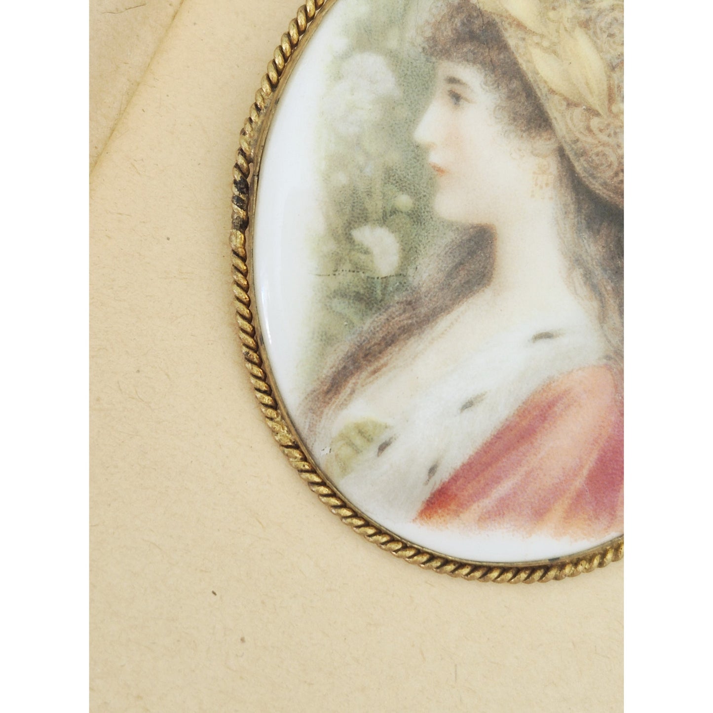 Antique Victorian Hand Painted Porcelain Rope Framed C-Clasp Brooch