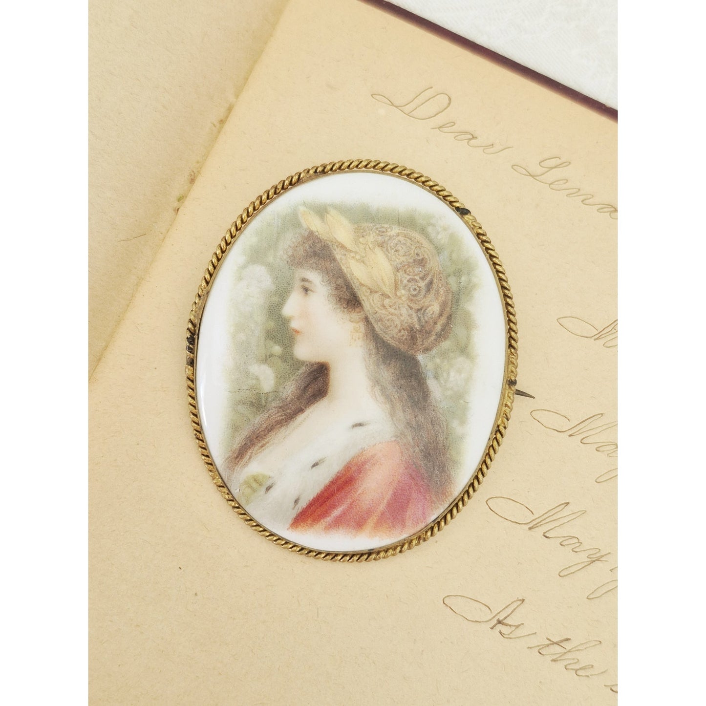 Antique Victorian Hand Painted Porcelain Rope Framed C-Clasp Brooch