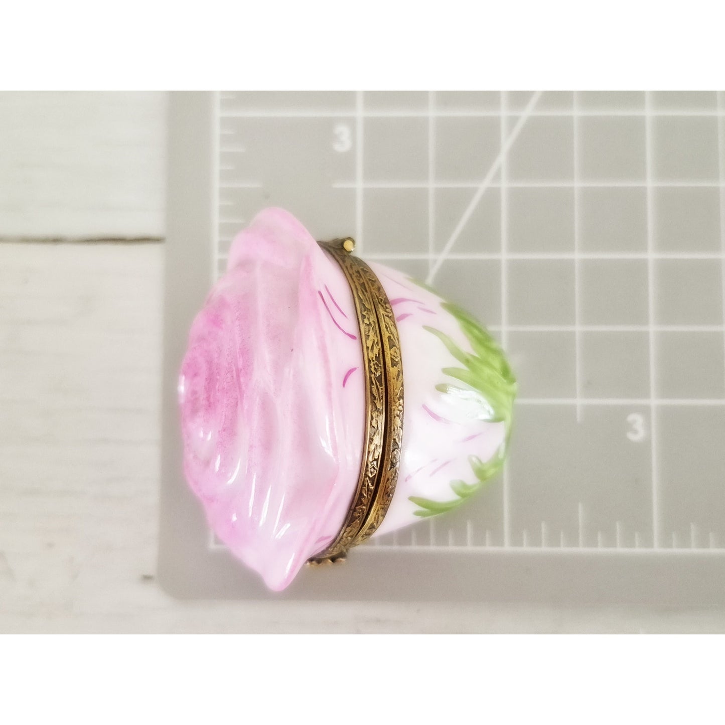 Vintage Rare Pink Rose Bud Peint Main Limoges France Trinket Box