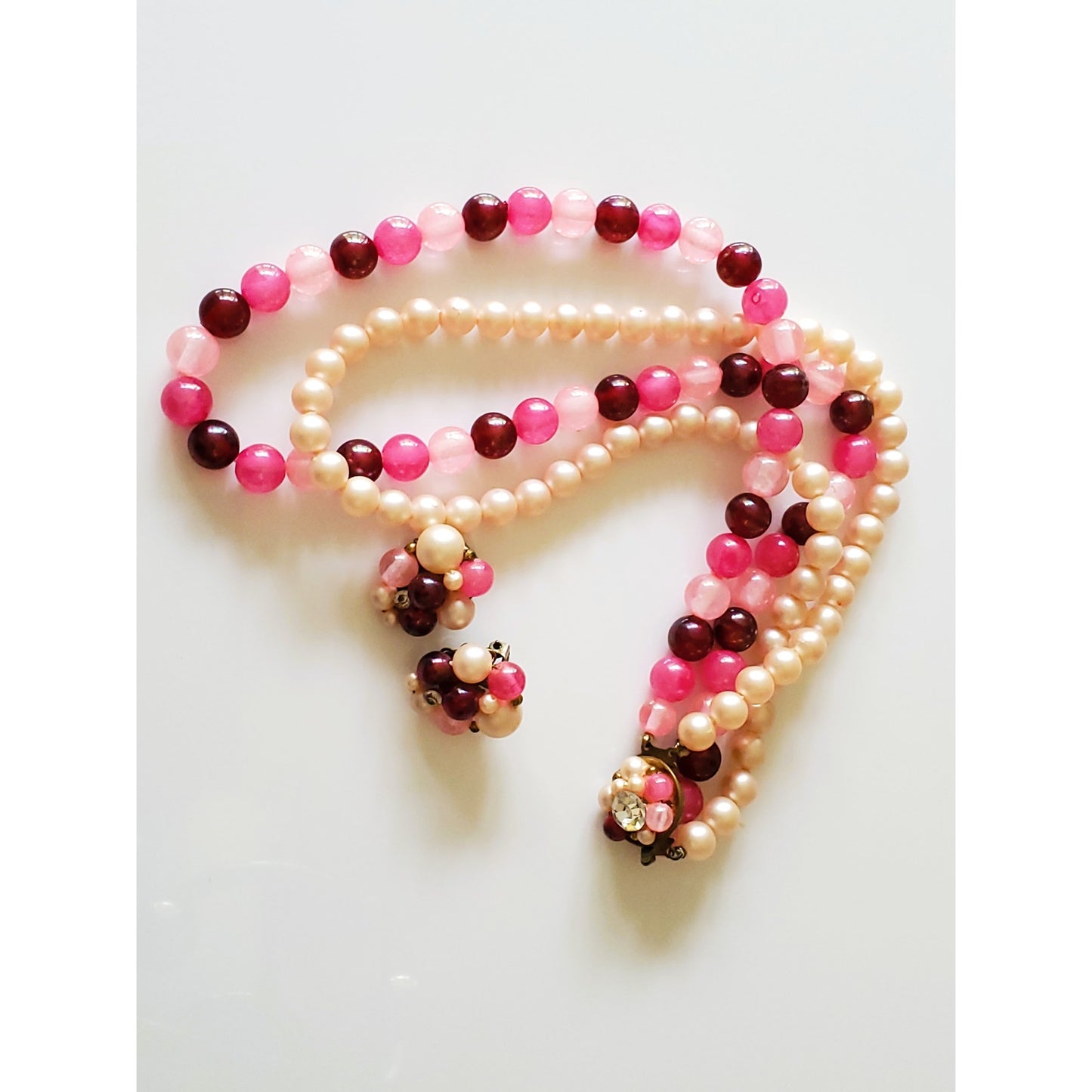 Vintage Mid Century Pink Shaded Pearl Necklace and Earring Set
