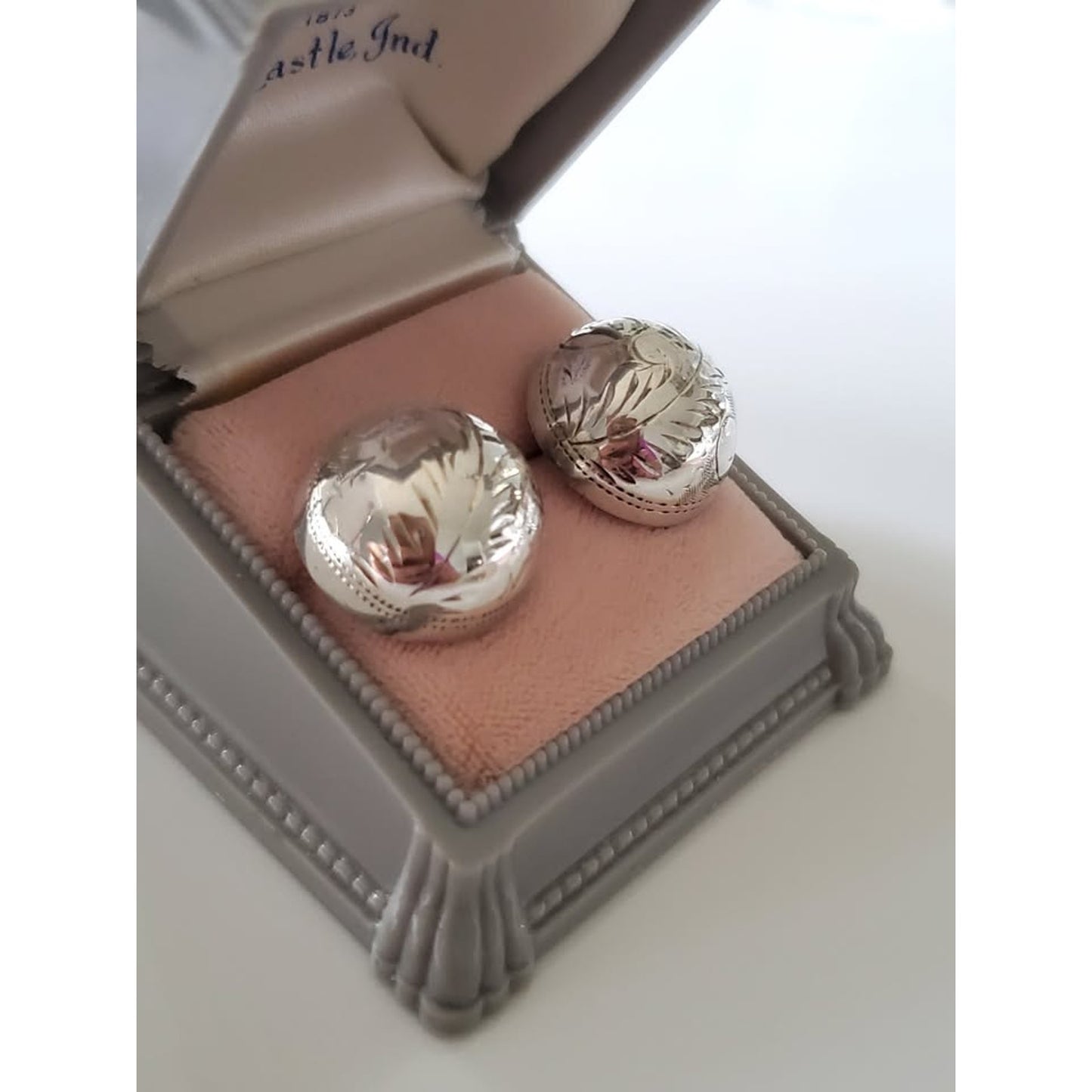 Vintage Sterling Silver Dome Diamond Cut Paisley Stud Earrings