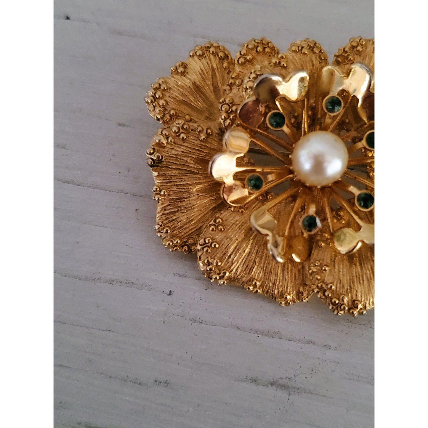 Vintage Sarah Coventry Gold-tone Floral Faux Pearl Brooch