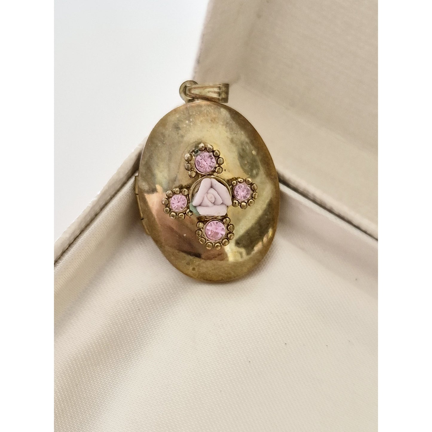 Vintage Gold Tone Oval Pink Roses Rhinestone Locket