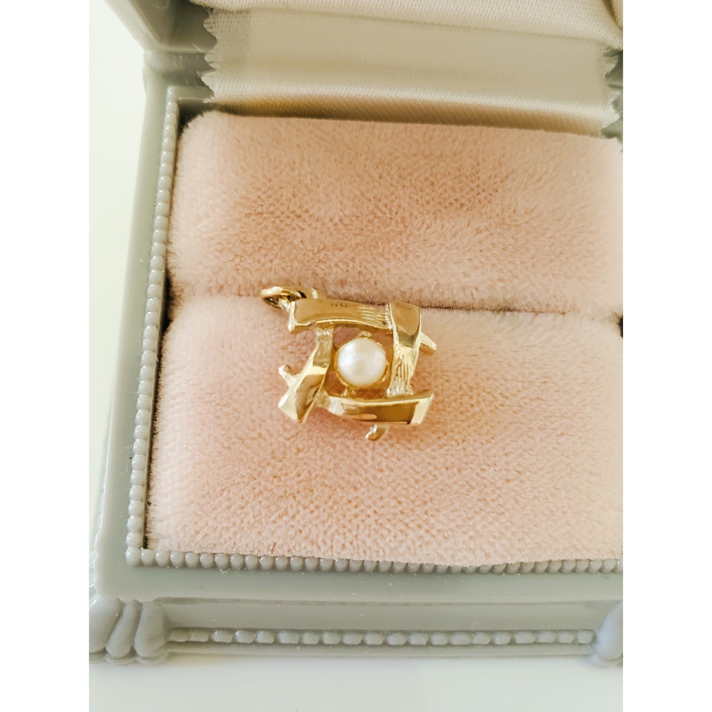 Vintage Mini Cultured Pearl Charm