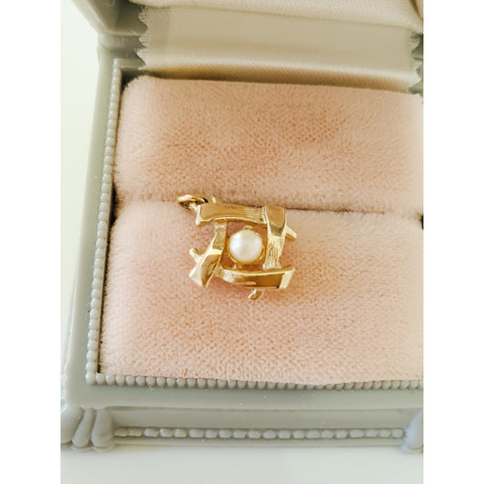 Vintage Mini Cultured Pearl Charm