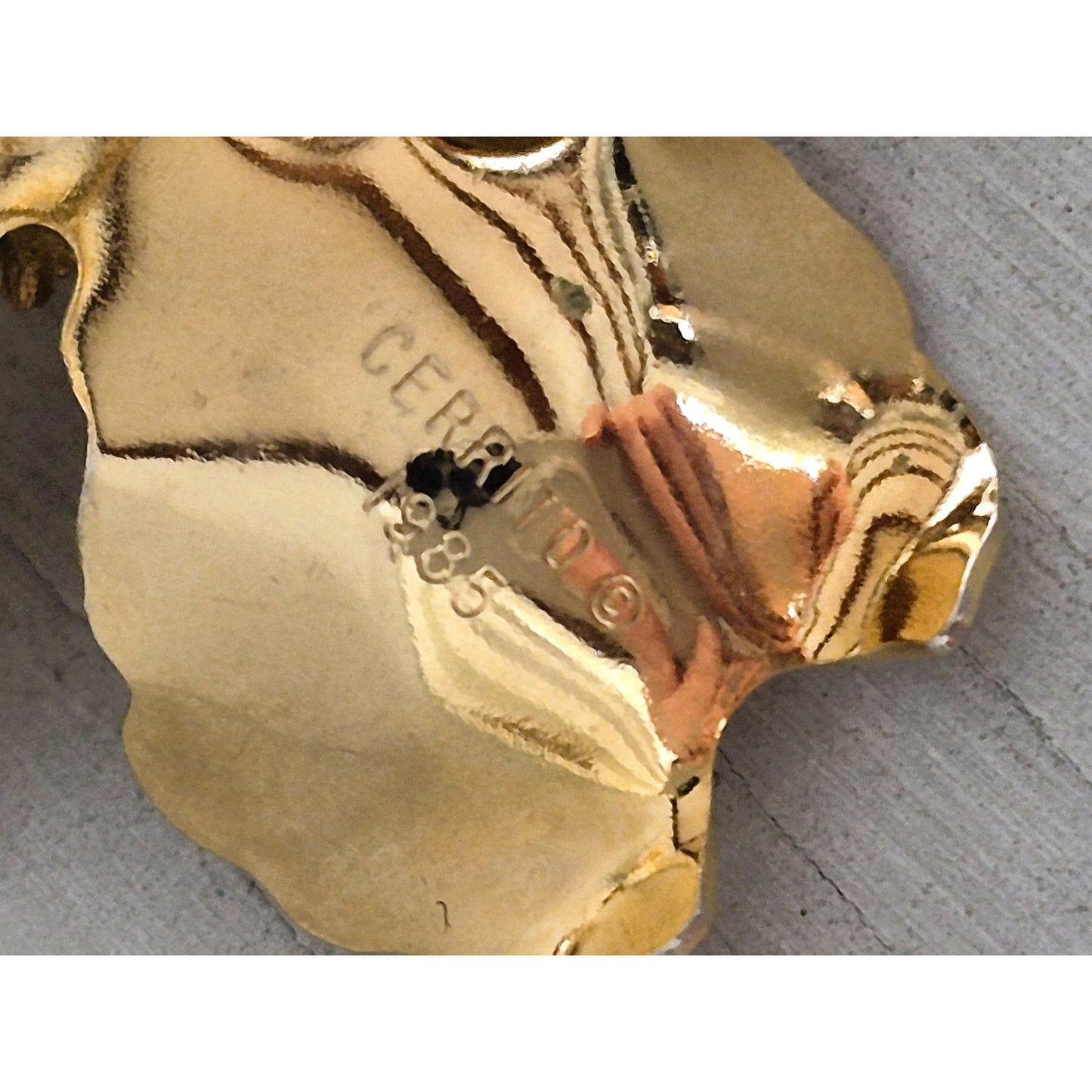 Vintage Cerrito 1985 Signed Gold-tone Dogwood Flower Brooch