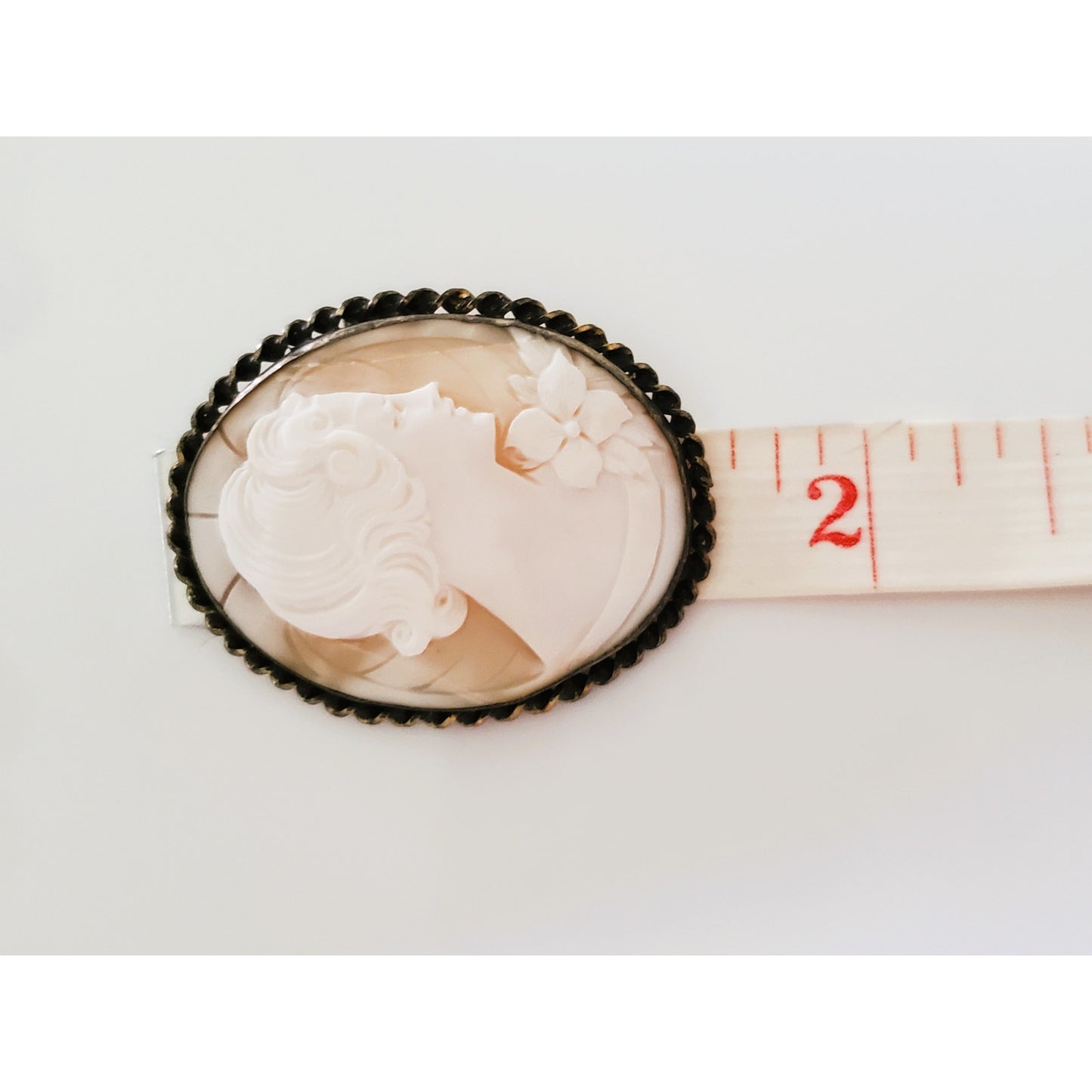 Vintage Shell Cameo Brooch Project Piece