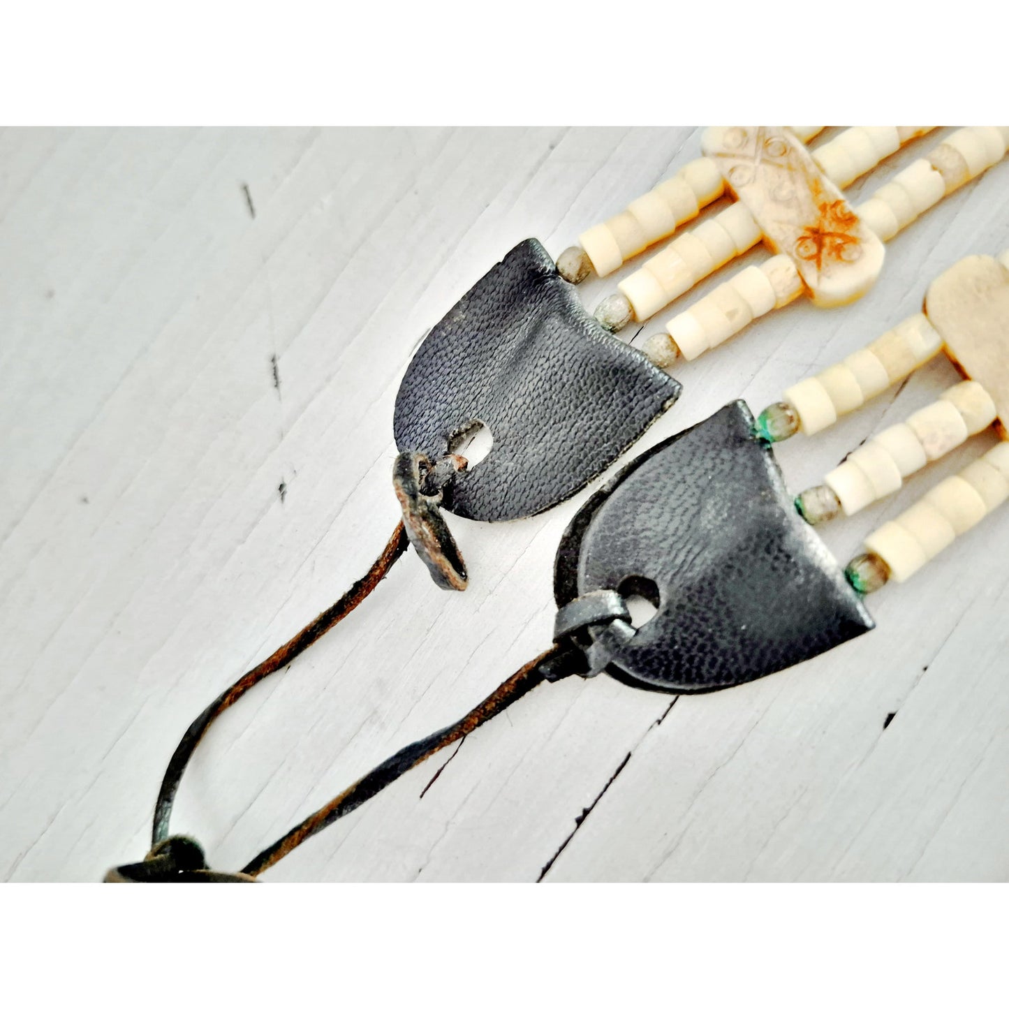 Vintage Native American Buffalo Bone Hairpipe Tribal Choker