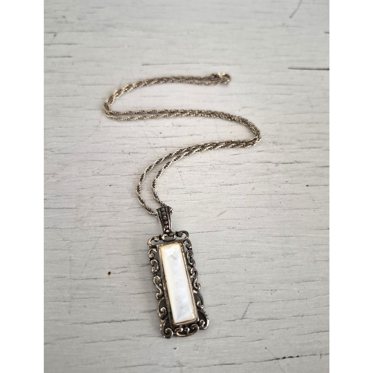 Vintage Sterling Silver Mother of Pearl Necklace