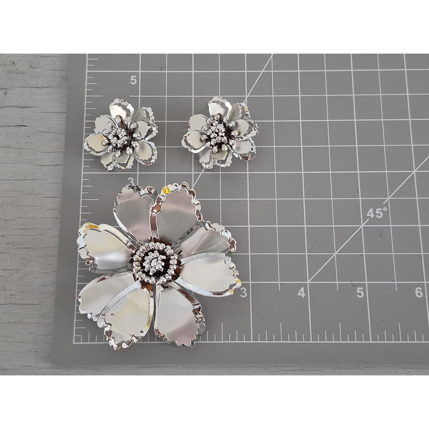 Vintage Silver Matte and Shiny Metal Flower Brooch and Earring Set