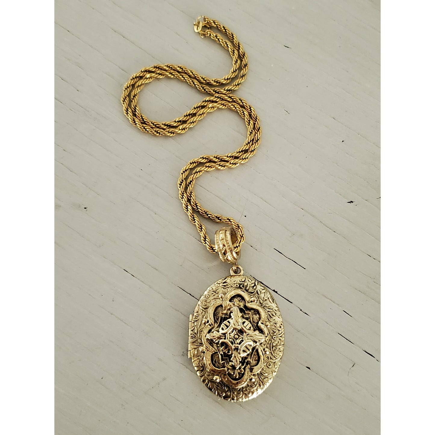 Vintage Victorian Double Sided Locket Necklace