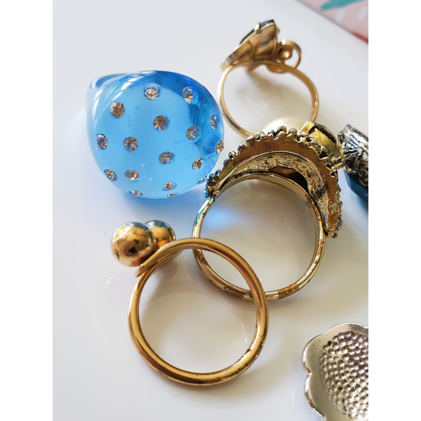 Vintage Lot of Costume Jewelry Rings 1.0