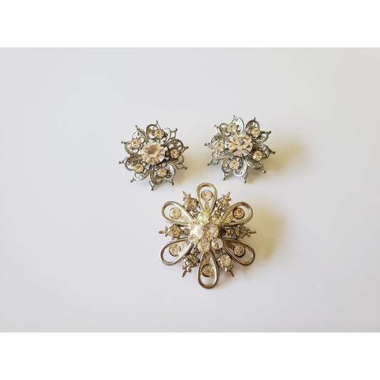 Vintage Lot of 3 Snowflake Silver Tone Brooches