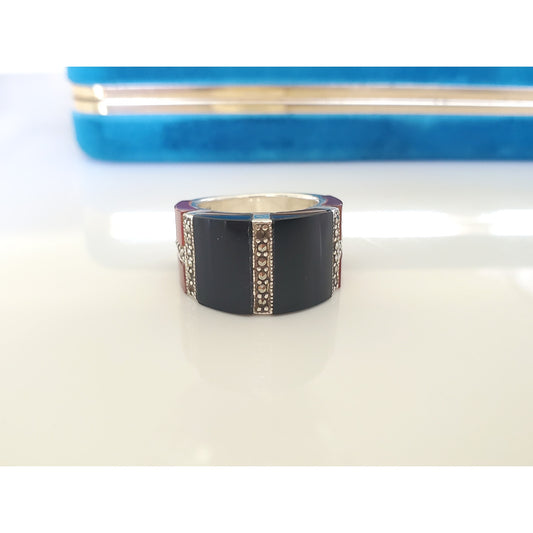 Vintage Onyx Carnelian and Marcasite Sterling Silver Wide Ring Band