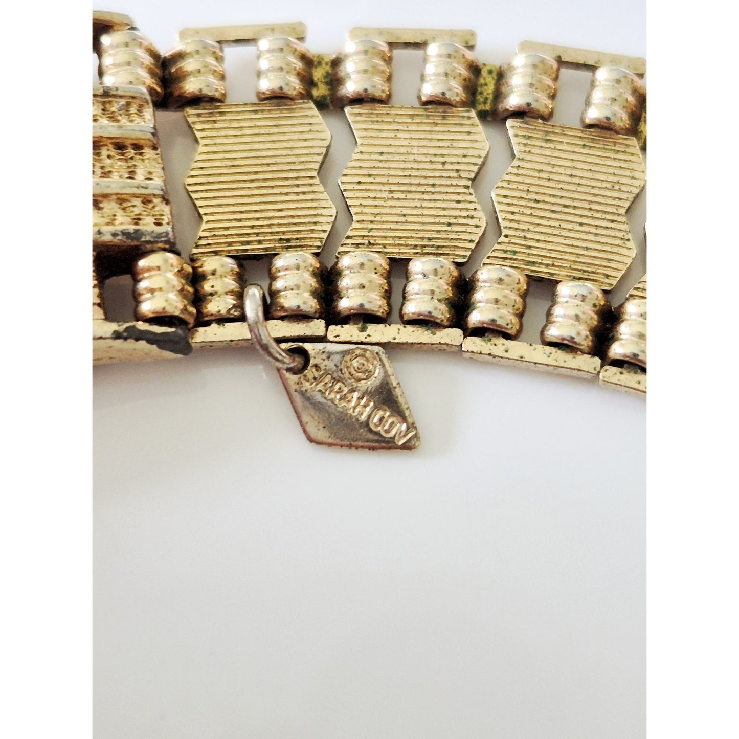 Vintage Sarah Coventry Gold-tone Collar Necklace