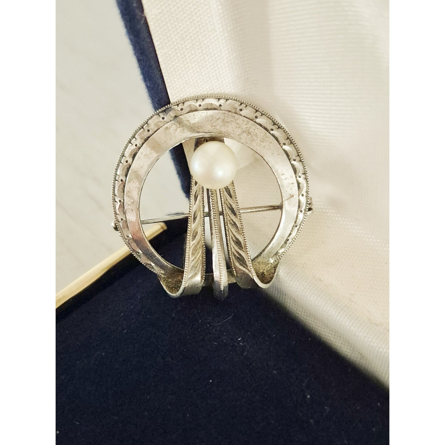 Vintage Round Etched Cultured Pearl Brooch