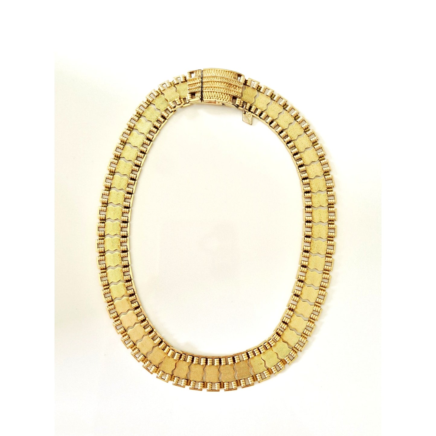 Vintage Sarah Coventry Gold-tone Collar Necklace