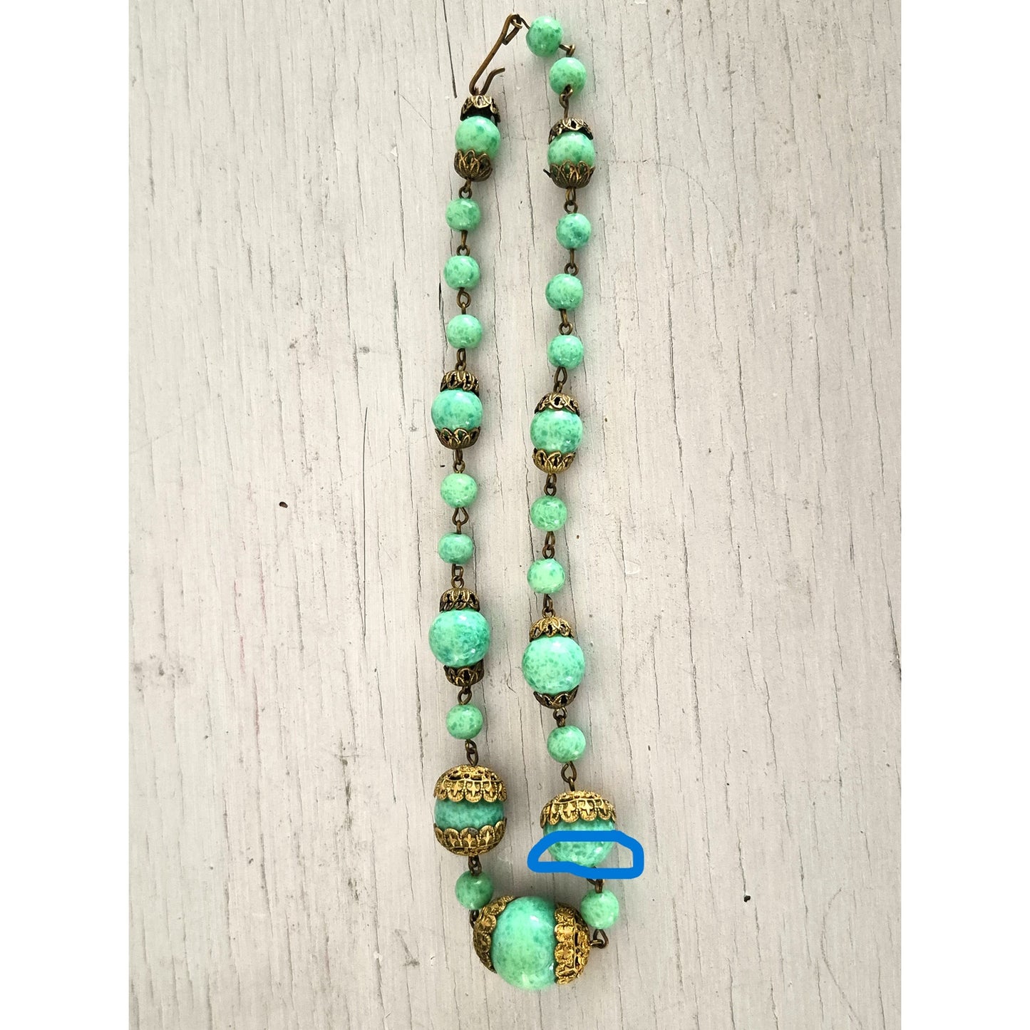 Vintage Art Deco Peking Czech Graduated Glass Bead Choker Necklace