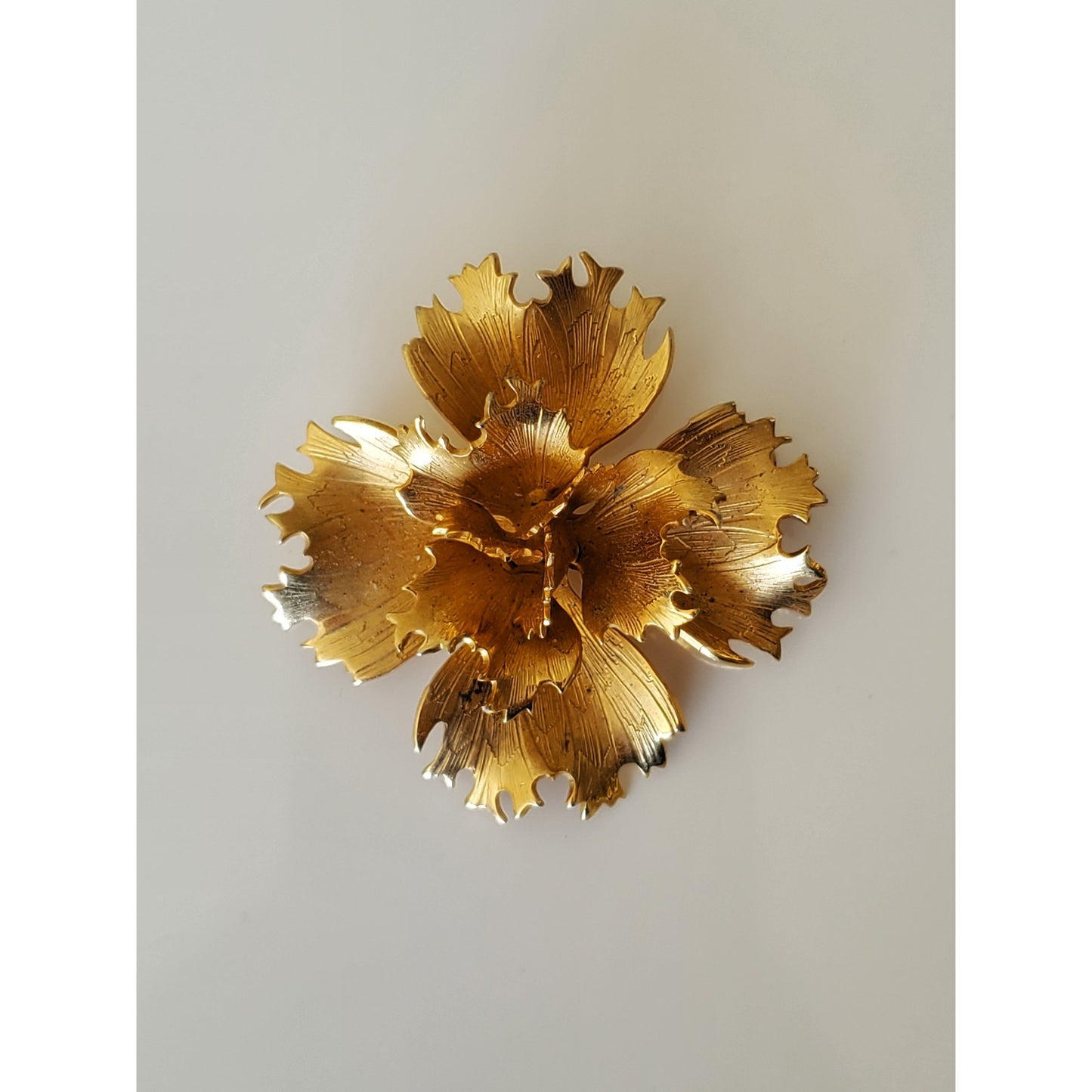 Vintage Goldtone Giovanni Flower Brooch