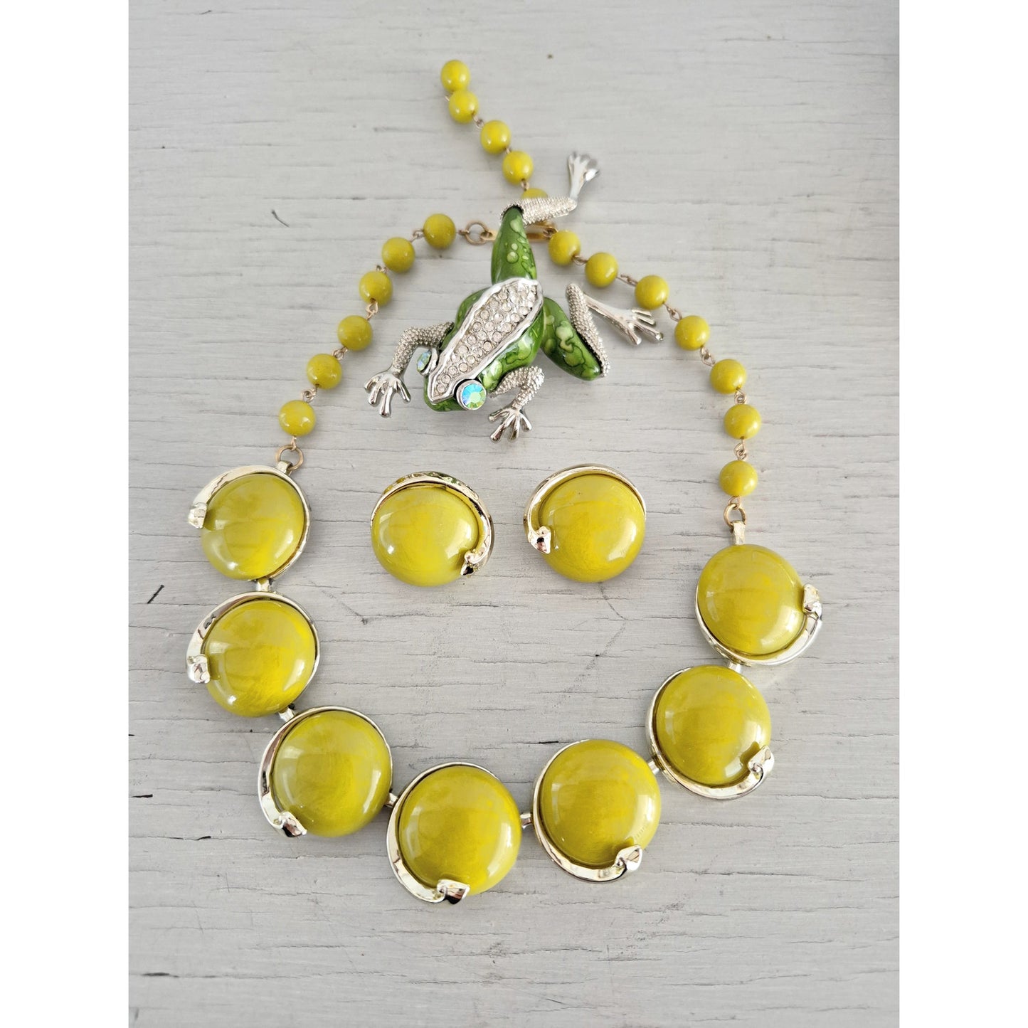 Vintage Mid-Century Green Necklace Earring and Frog Brooch Set