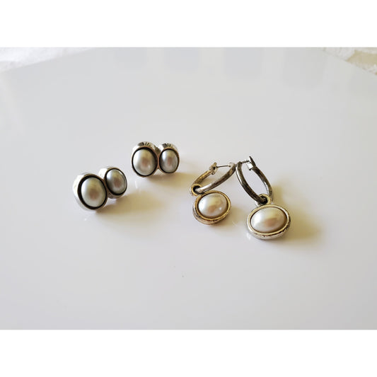 Vintage Pair of Silver Tone Pearl Earrings