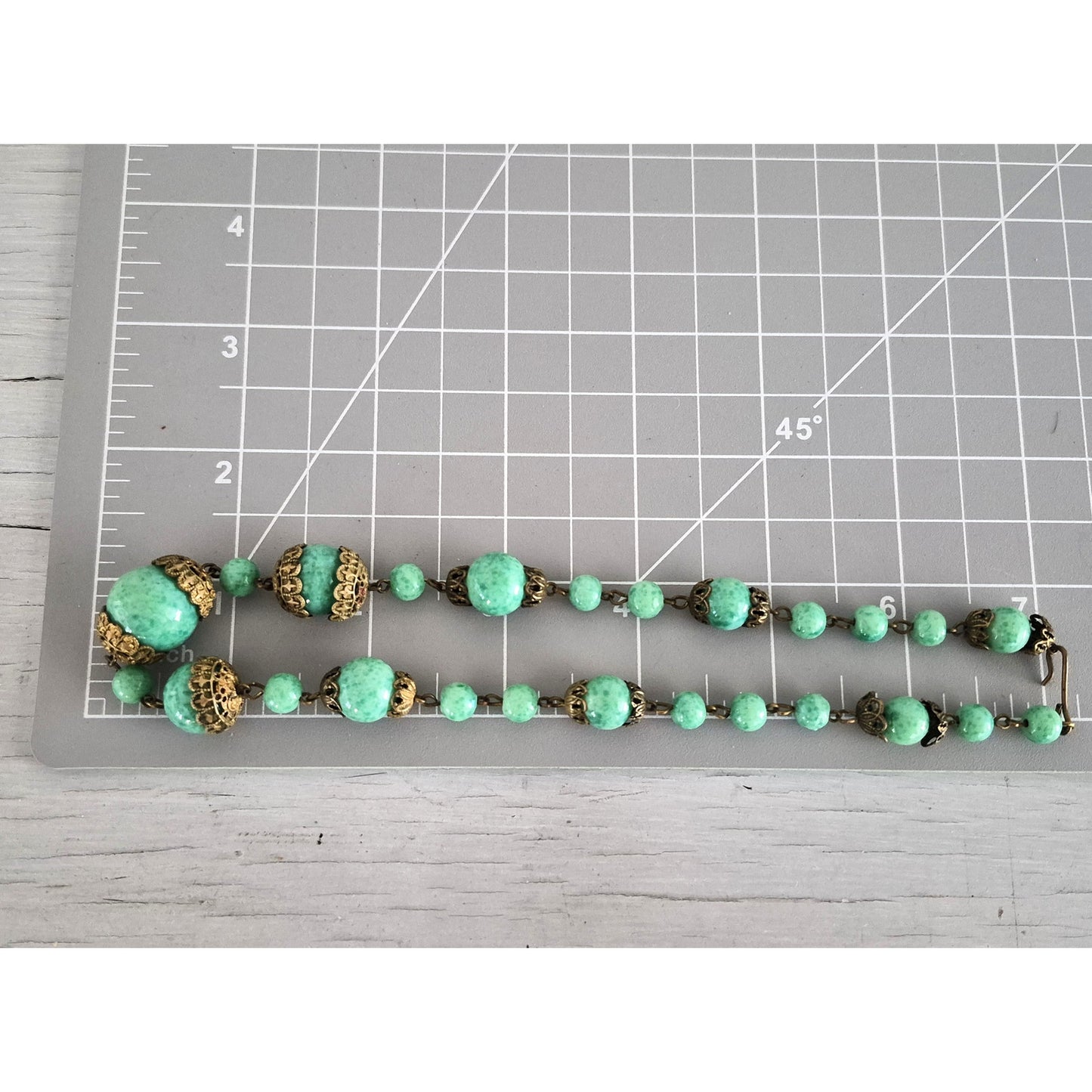 Vintage Art Deco Peking Czech Graduated Glass Bead Choker Necklace