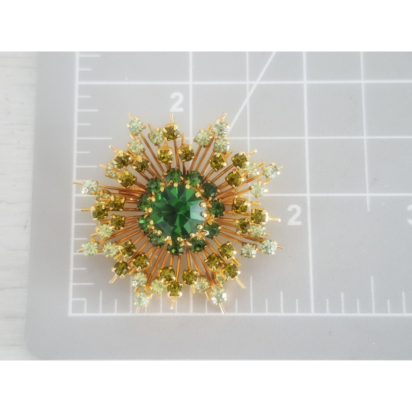 Vintage Mid-century Austria Green Ombre Crystal Rhinestone Starburst Brooch