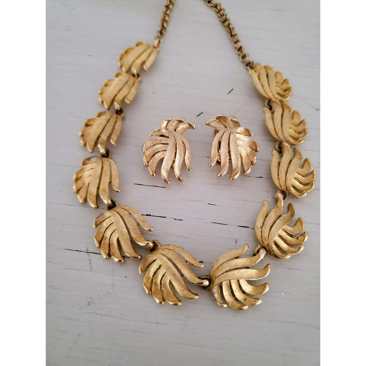 Vintage Brushed Gold Swirl Necklace and Earring Set