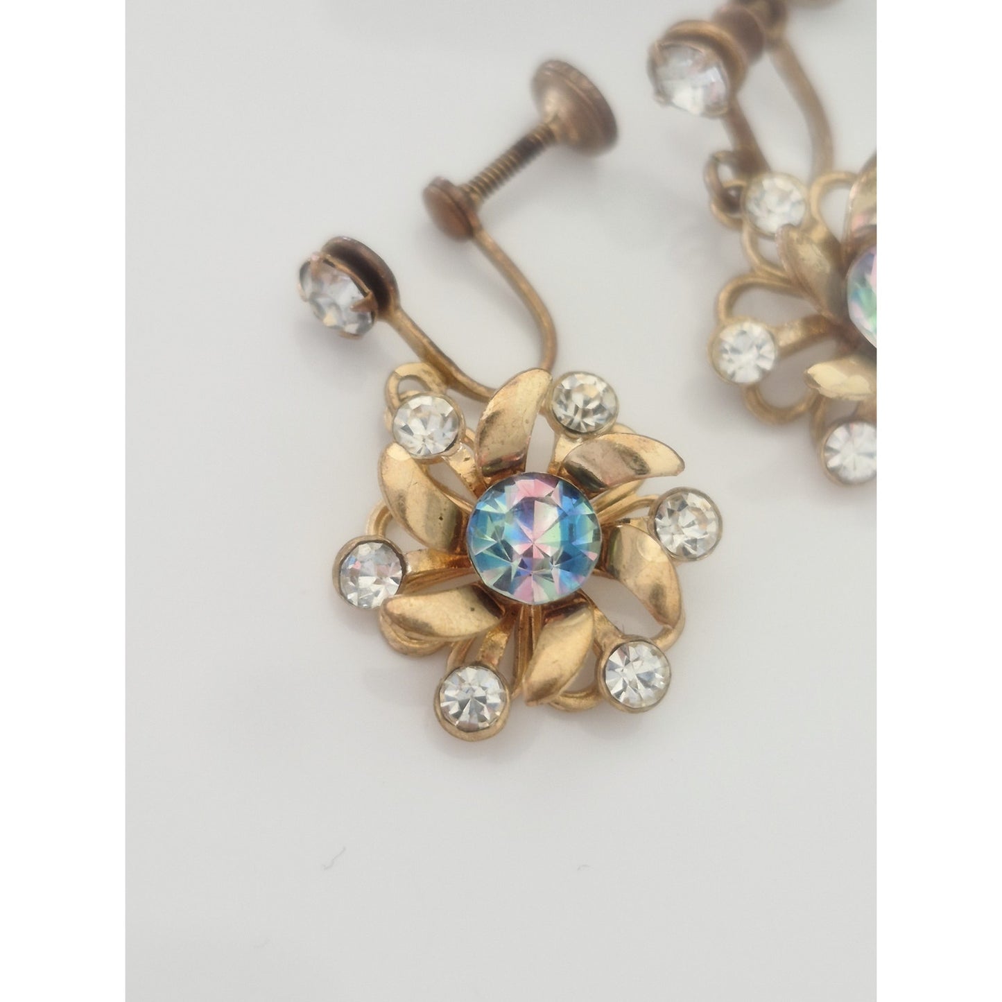 Vintage MCM Iris Striped Rhinestone Dangle Flower Screw-on Earrings