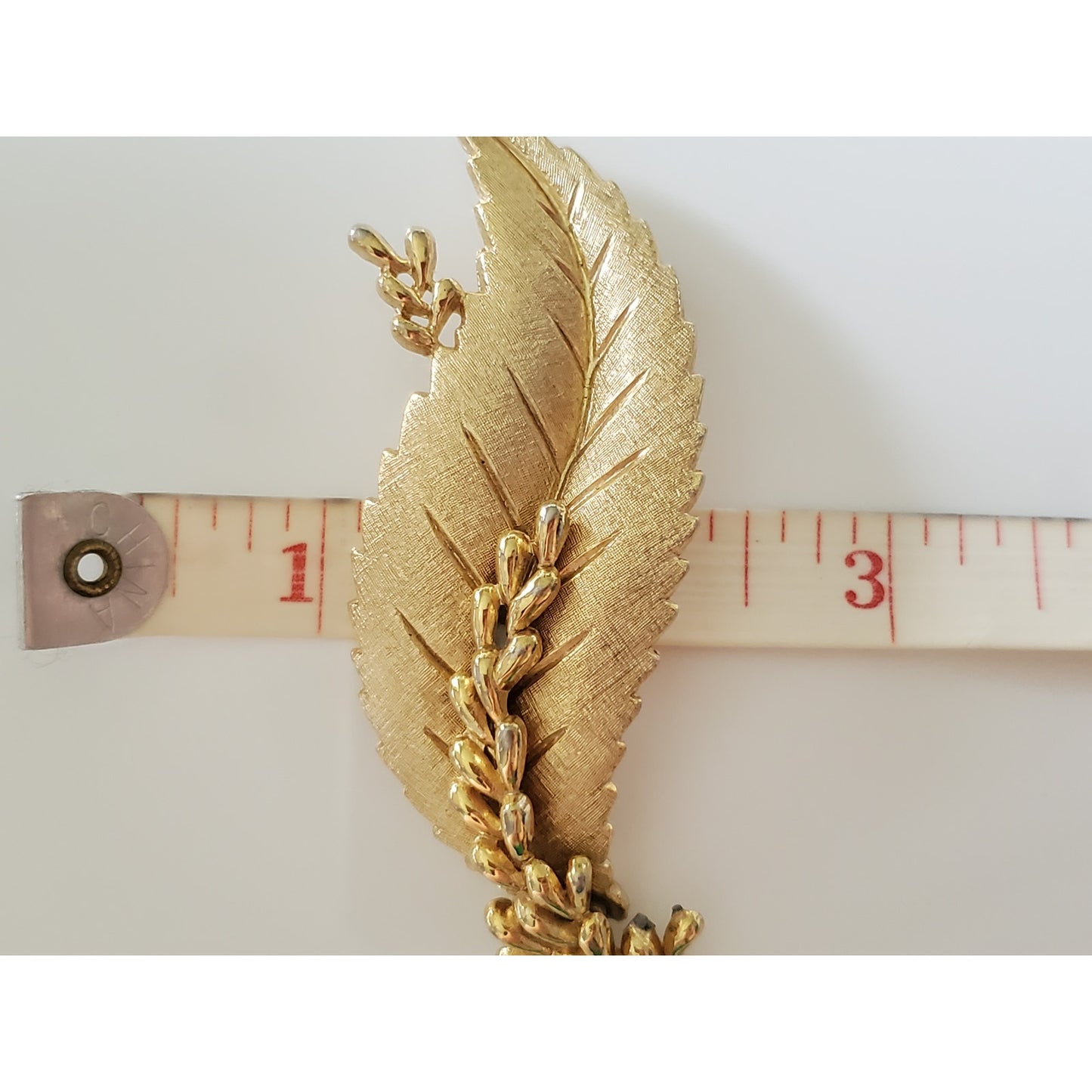 Vintage Mid-Century Crown Trifari Laurel Leaf Brooch