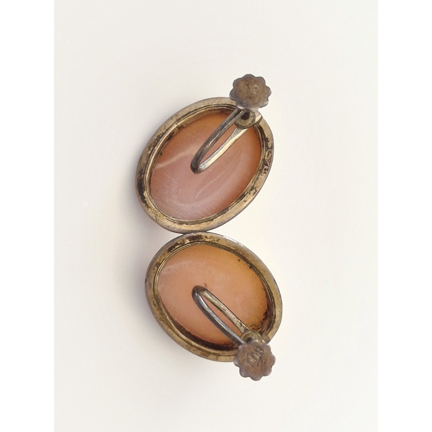 Vintage 800 Silver Victorian Cameo Shell Screw On Earrings