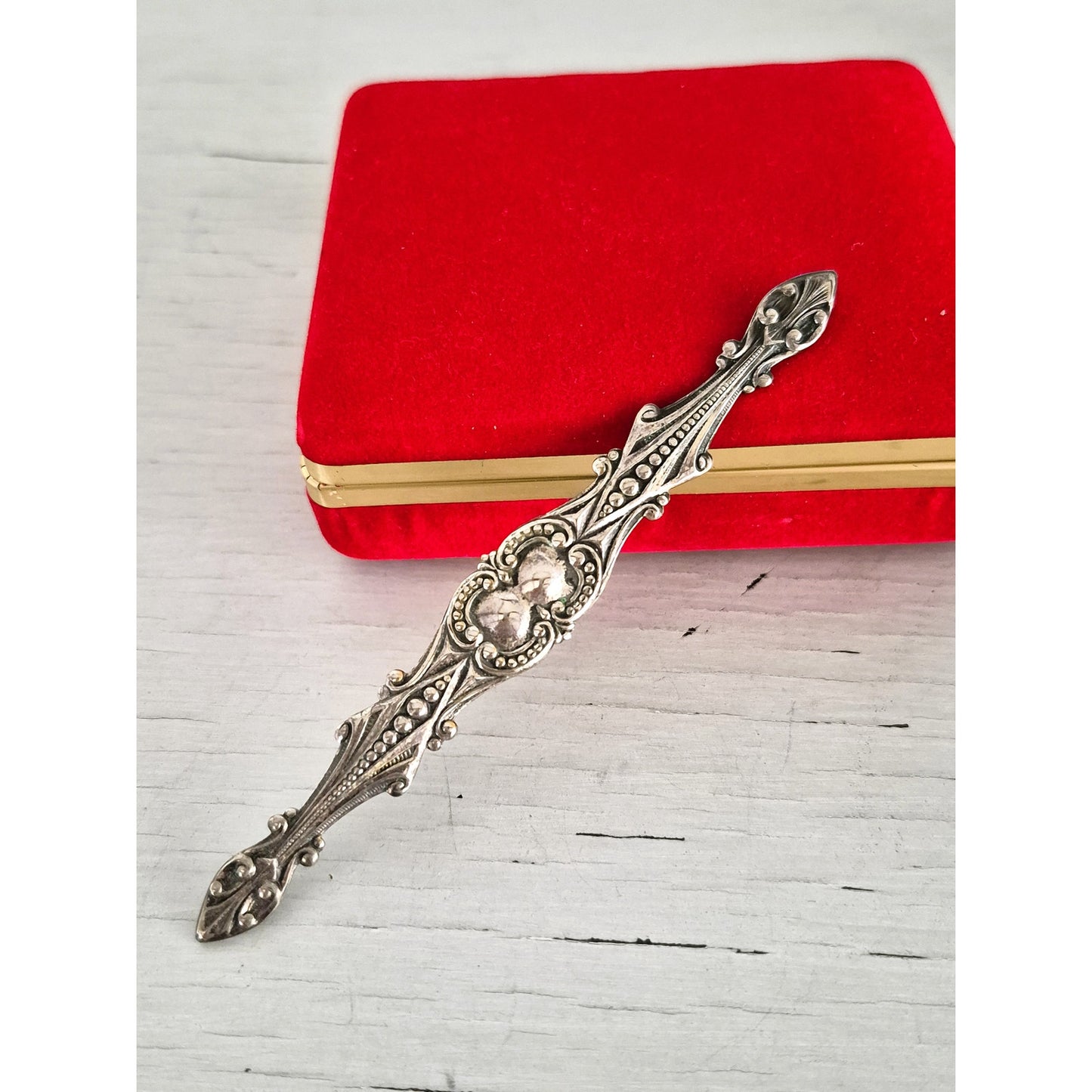Vintage Art Deco Silver Tone Bar Brooch